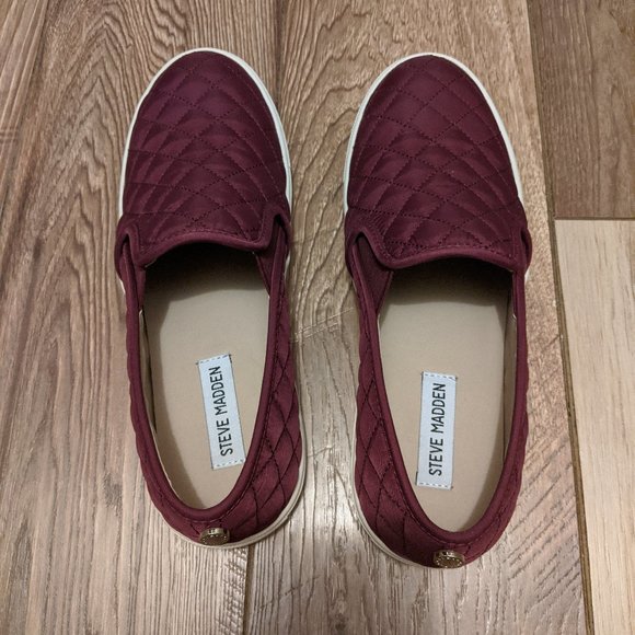 Steve Madden - Maroon Quilted Slip ons (9) - Picture 2 of 5